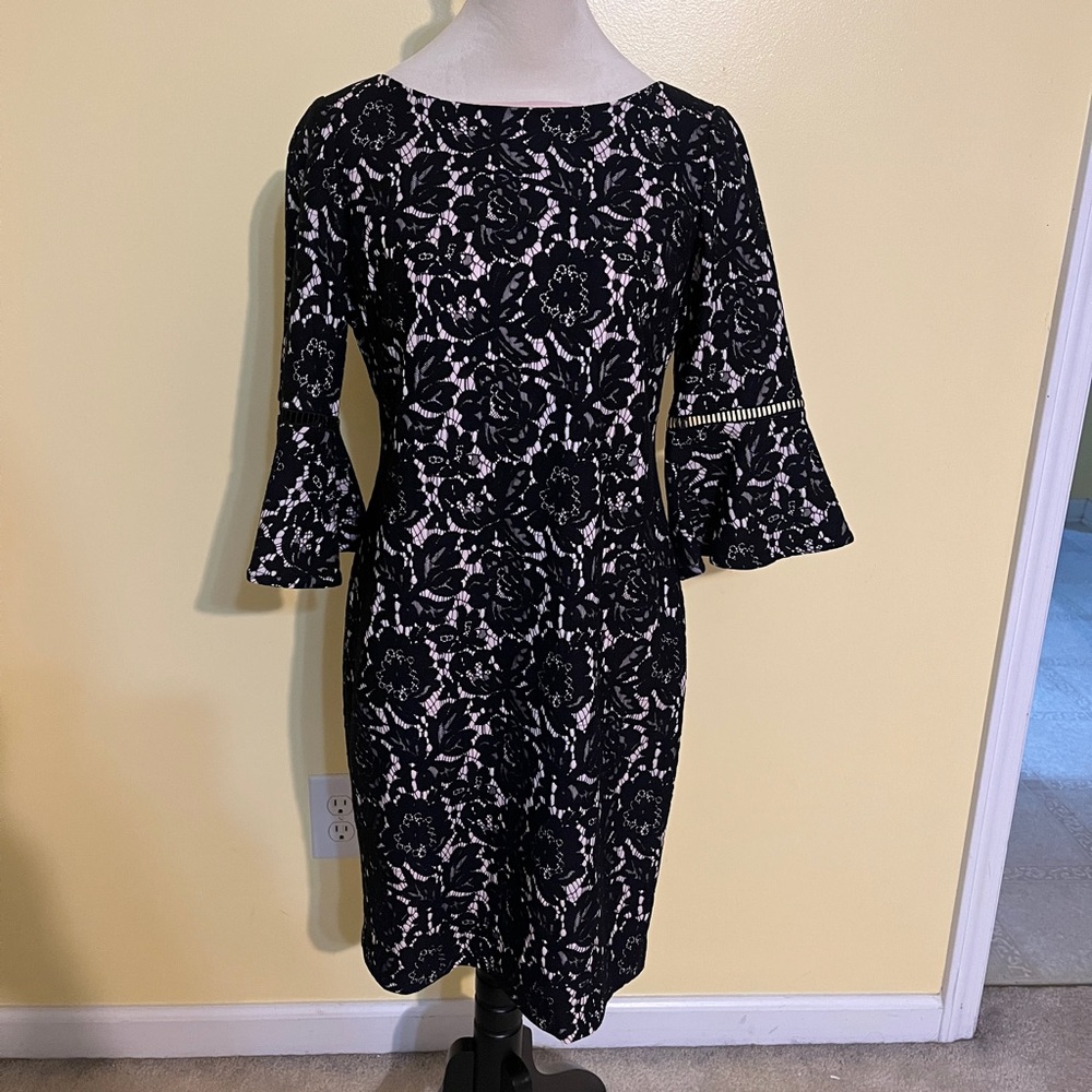 Lace dress size 10P